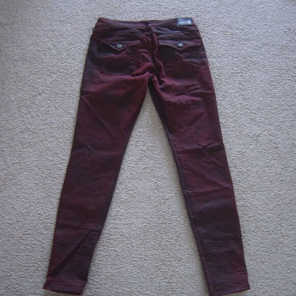 Like New Excellent Condition True Religion Women Jeans sz 26 Made in USA - Picture 2 of 3